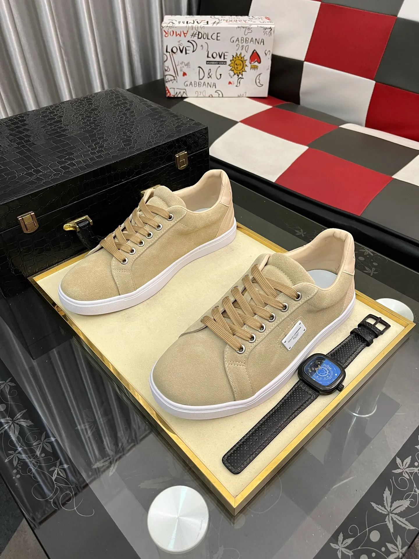 Men's shoes 💰400⌚️⌚️New DG Dolce & Gabbana high-end couple's sports and casual shoes, imported cowhide, multiple material splicing design➕Imported cowhide lining, cowhide foot pads➕Original TPR elastic outsole. Size: 38-46